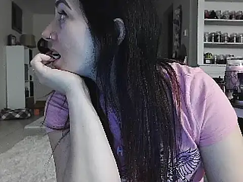 CrystalLakeXO online show from December 5, 2024, 8:33 am