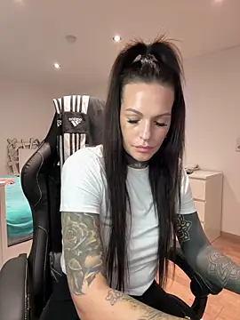 AileenInkOfficial online show from January 9, 2025, 3:55 pm