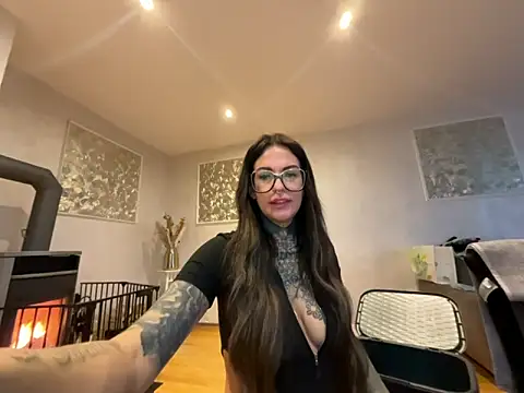 AileenInkOfficial online show from February 28, 2025, 7:05 am