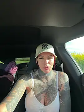AileenInkOfficial online show from April 25, 2026, 6:38 am