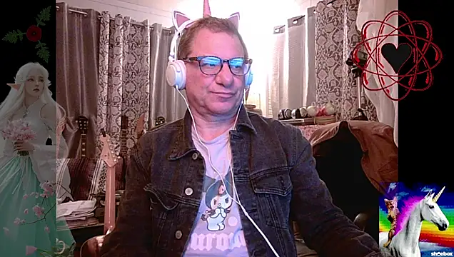 Snapshot of coryassman chatting on October 21, 2025, 6:58 am coryassman online show from October 21, 2025, 6:58 am