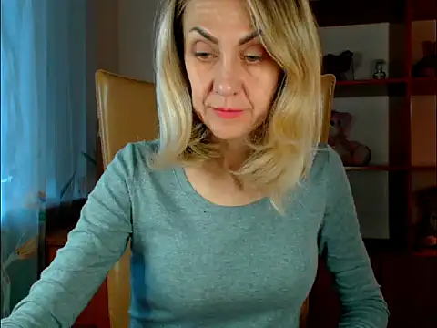 Tanya6547 online show from October 26, 2025, 11:27 am