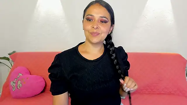 Snapshot of jessamond chatting on October 11, 2025, 11:14 pm jessamond online show from October 11, 2025, 11:14 pm