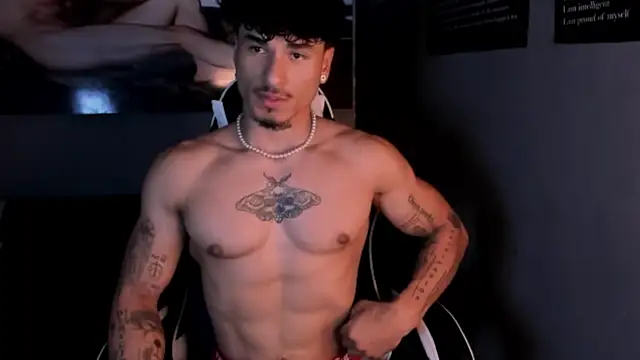 Thomas Fit1 online show from June 11, 2026, 2:53 am