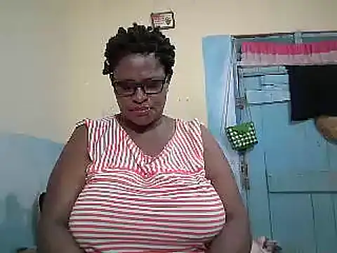sexy bigboobss online show from May 4, 2026, 6:53 am
