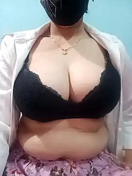 Snapshot of Anjel_Sadia chatting on February 6, 2025, 6:13 pm Anjel Sadia online show from February 6, 2025, 6:13 pm