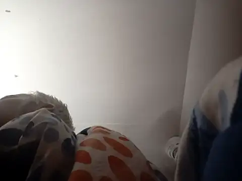 Xoc8  online show from February 15, 2026, 3:09 pm