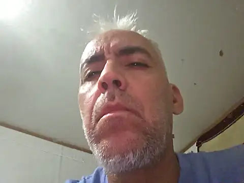 Xoc8  online show from June 16, 2026, 12:57 am