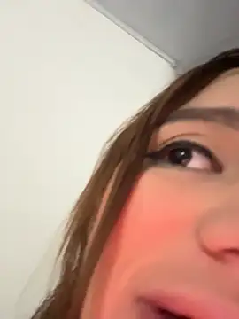 AnthonelaDuque online show from February 8, 2026, 11:24 am