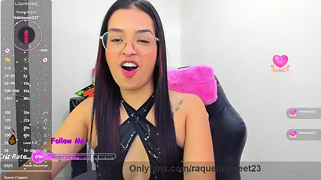Snapshot of raquelle_sweet2 chatting on October 26, 2025, 5:30 pm raquelle sweet2 online show from October 26, 2025, 5:30 pm
