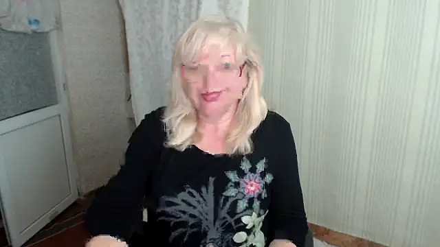 EvelynLoveShy online show from September 16, 2025, 6:31 pm