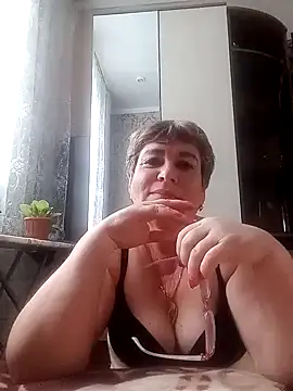 Lee Nell online show from December 3, 2024, 8:27 am