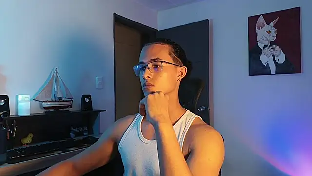 Snapshot of alejo_x3 chatting on November 15, 2025, 11:43 pm alejo x3 online show from November 15, 2025, 11:43 pm