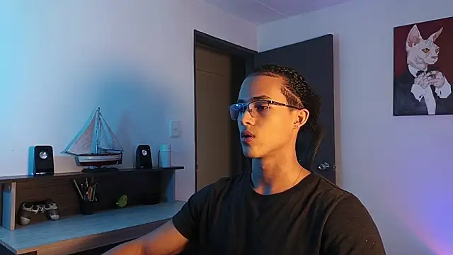 Snapshot of alejo_x3 chatting on November 28, 2025, 12:35 am alejo x3 online show from November 28, 2025, 12:35 am