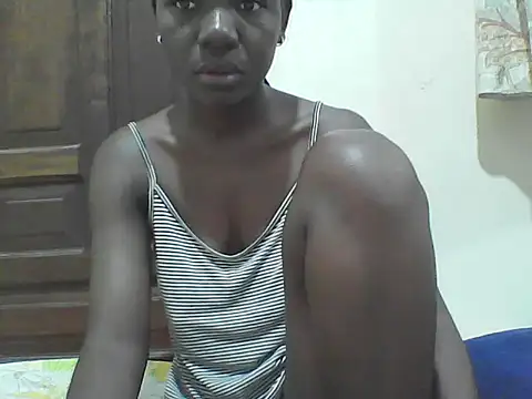 Snapshot of Ebony_Sweetcandy chatting on February 28, 2026, 5:47 pm Ebony Sweetcandy online show from February 28, 2026, 5:47 pm