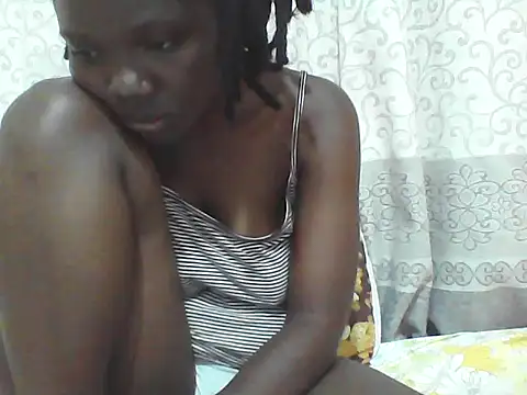 Snapshot of Ebony_Sweetcandy chatting on June 1, 2026, 11:17 pm Ebony Sweetcandy online show from June 1, 2026, 11:17 pm