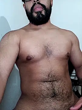 Snapshot of HombreS3n chatting on October 25, 2025, 1:02 am HombreS3n online show from October 25, 2025, 1:02 am