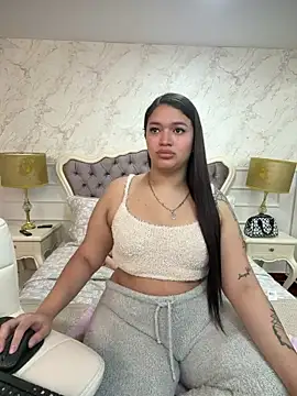 GemaGranadoss online show from May 27, 2026, 8:17 pm