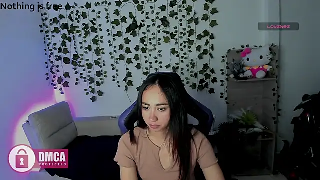 Snapshot of Alana_Pherson chatting on May 3, 2026, 3:56 am Alana Pherson online show from May 3, 2026, 3:56 am