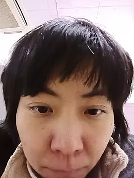 Snapshot of muuna9999 chatting on February 4, 2026, 12:00 pm muuna9999 online show from February 4, 2026, 12:00 pm