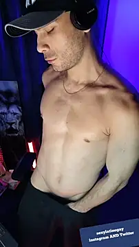 sexyboycolombi4 online show from March 10, 2025, 10:59 am