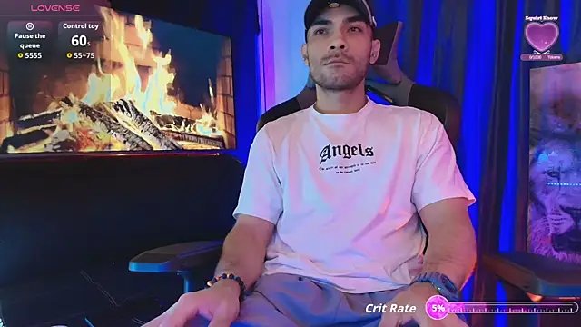 sexyboycolombi4 online show from September 27, 2025, 9:42 pm