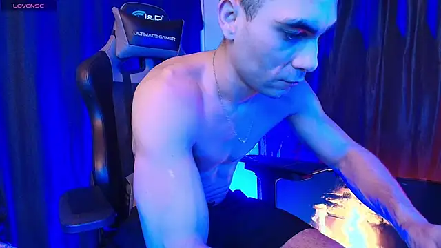 sexyboycolombi4 online show from November 15, 2025, 1:25 am