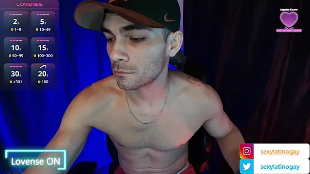 sexyboycolombi4 online show from January 5, 2026, 10:24 pm