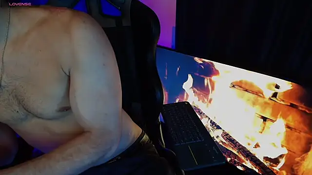 Snapshot of sexyboycolombi4 chatting on February 9, 2026, 5:00 am sexyboycolombi4 online show from February 9, 2026, 5:00 am