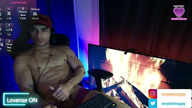 Snapshot of sexyboycolombi4 chatting on March 7, 2026, 1:30 pm sexyboycolombi4 online show from March 7, 2026, 1:30 pm