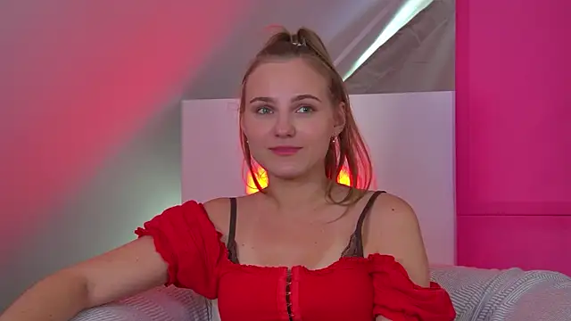 MelissaMelrey online show from July 6, 2026, 3:03 pm