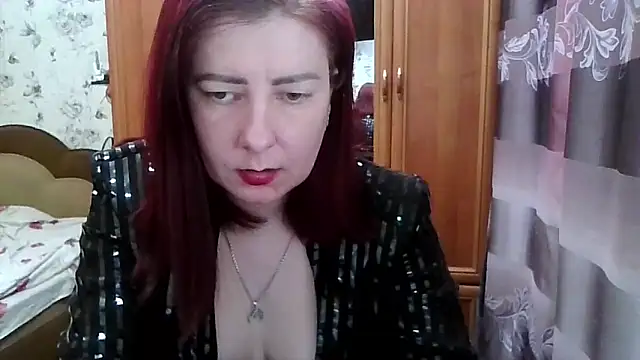 SophieNightAh online show from May 4, 2026, 1:18 pm