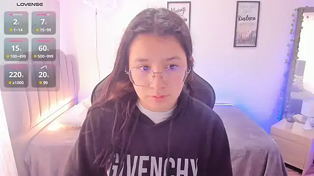 Snapshot of Amy_joones chatting on January 11, 2025, 1:43 pm Amy joones online show from January 11, 2025, 1:43 pm