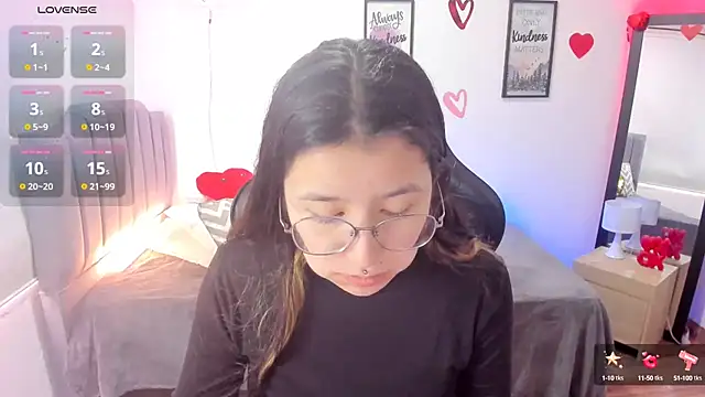 Snapshot of Amy_joones chatting on February 22, 2025, 1:57 pm Amy joones online show from February 22, 2025, 1:57 pm