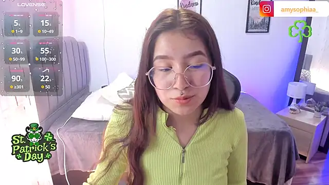 Snapshot of Amy_joones chatting on March 17, 2025, 4:43 pm Amy joones online show from March 17, 2025, 4:43 pm