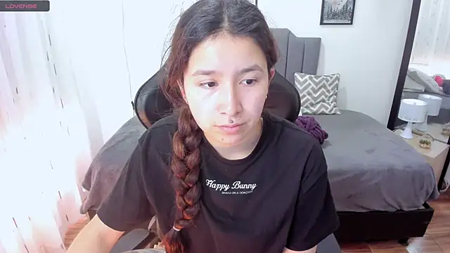 Snapshot of Amy_joones chatting on September 27, 2025, 2:11 pm Amy joones online show from September 27, 2025, 2:11 pm