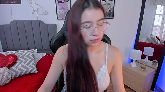 Snapshot of Amy_joones chatting on February 10, 2026, 12:09 pm Amy joones online show from February 10, 2026, 12:09 pm