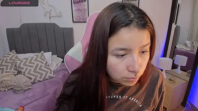 Snapshot of Amy_joones chatting on March 17, 2026, 11:13 am Amy joones online show from March 17, 2026, 11:13 am