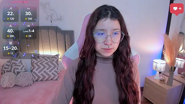 Amy joones online show from April 21, 2026, 11:38 am