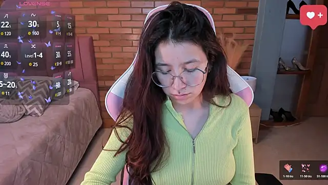 Amy joones online show from May 8, 2026, 11:37 am
