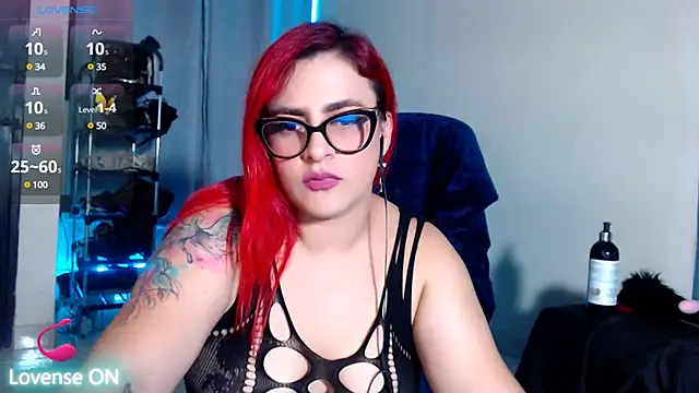 violetaredbitch online show from March 4, 2025, 6:58 am