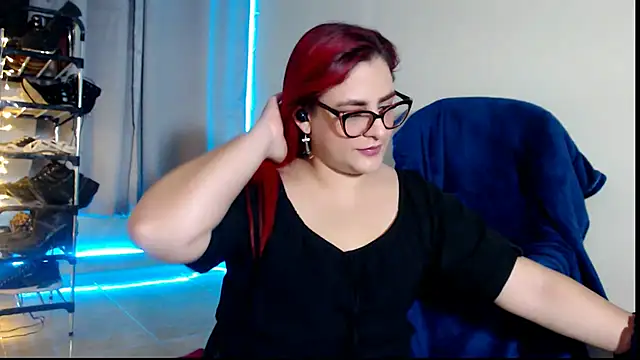 violetaredbitch online show from March 11, 2025, 5:27 am