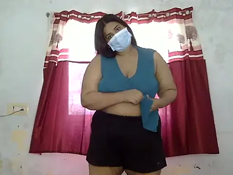 cutelady65 online show from September 26, 2025, 7:01 am