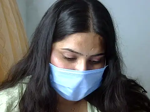 Snapshot of cutelady65 chatting on February 14, 2026, 12:35 pm cutelady65 online show from February 14, 2026, 12:35 pm