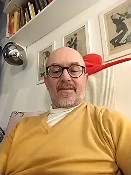 Snapshot of MadProfessor chatting on March 3, 2026, 4:57 pm MadProfessor online show from March 3, 2026, 4:57 pm