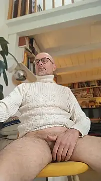 Snapshot of MadProfessor chatting on March 12, 2026, 11:05 am MadProfessor online show from March 12, 2026, 11:05 am