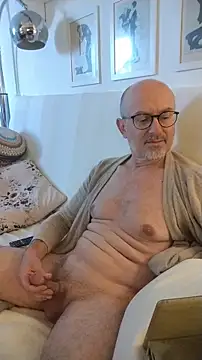 Snapshot of MadProfessor chatting on March 17, 2026, 3:48 pm MadProfessor online show from March 17, 2026, 3:48 pm