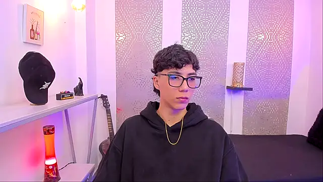 Snapshot of Nikolay_Gregori chatting on September 14, 2025, 4:11 am Nikolay Gregori online show from September 14, 2025, 4:11 am