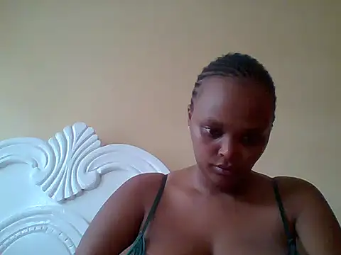 Snapshot of Sexxy-Shie chatting on October 26, 2025, 6:19 am Sexxy-Shie online show from October 26, 2025, 6:19 am