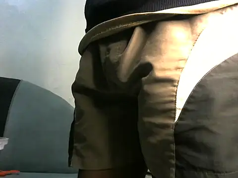 Snapshot of bigbumb001 chatting on January 31, 2025, 9:37 pm bigbumb001 online show from January 31, 2025, 9:37 pm